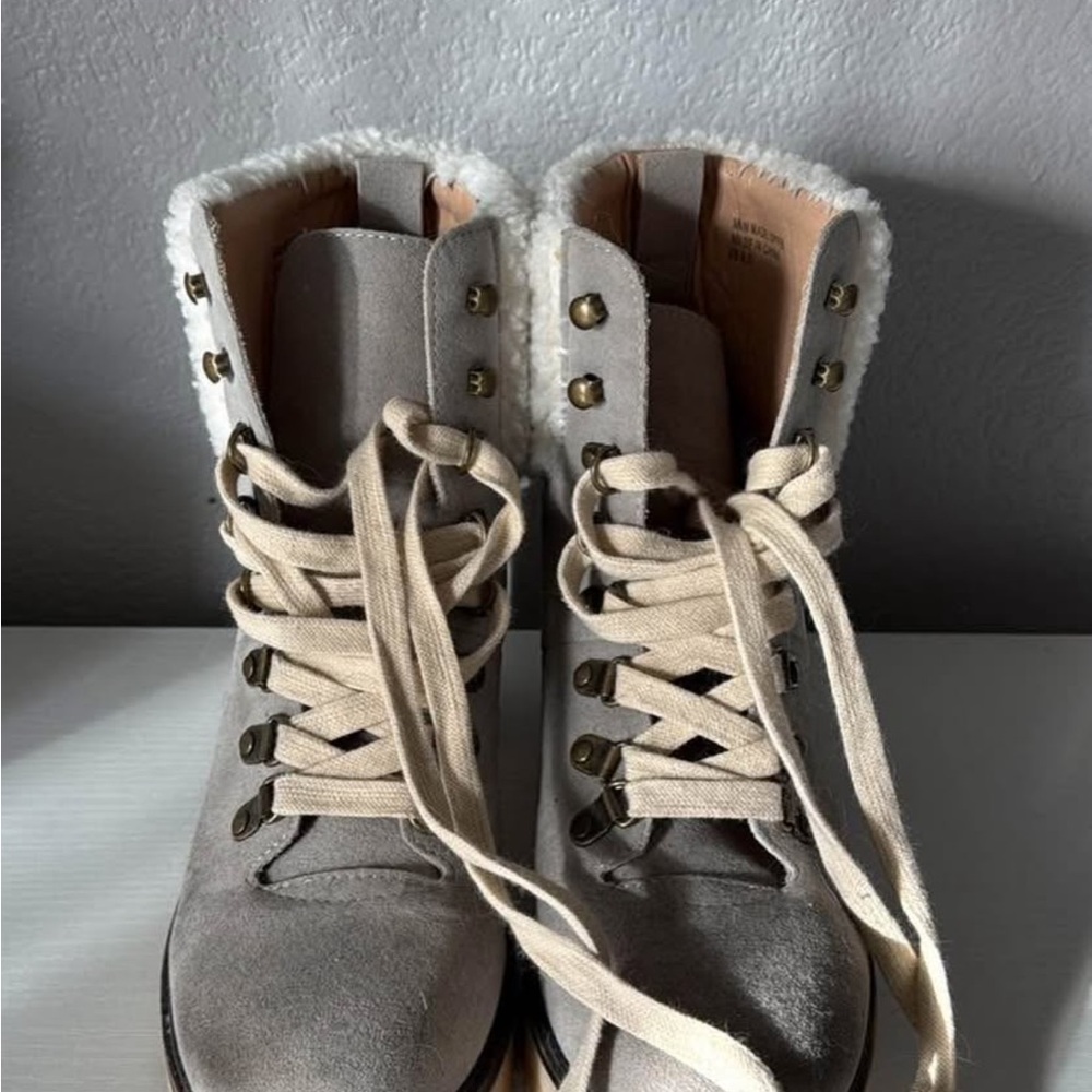 Vici Women's Gray Combat Boots with Cream Laces